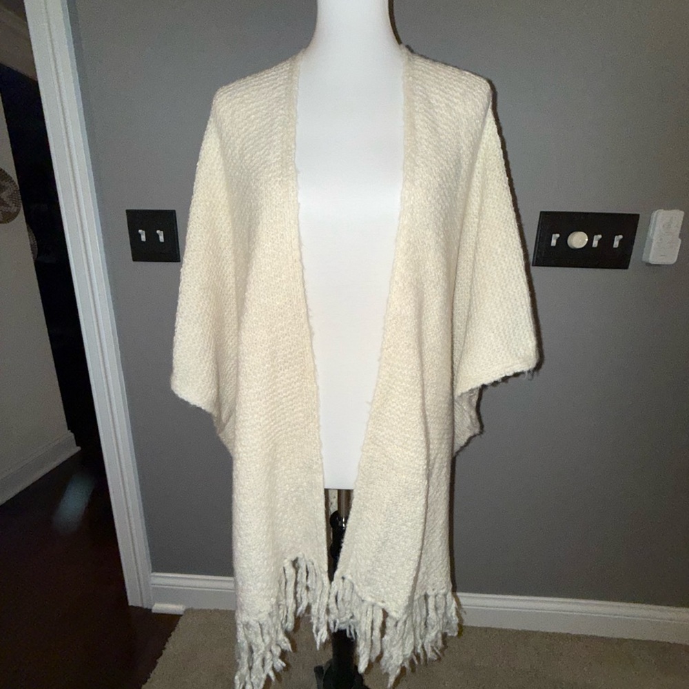 A&F Sweater Shawl / Poncho with Fringe (NWT)